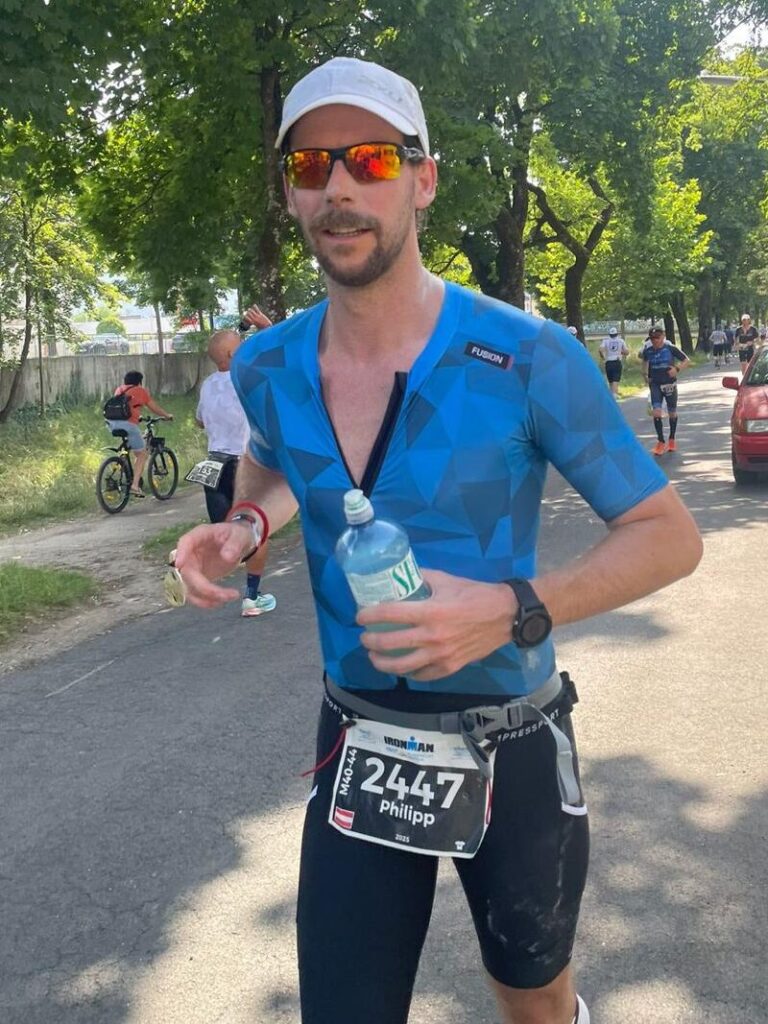 Philipp auf seinem Weg zum 2. Ironman Finish
